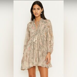 Karlie Cream‎ and Gray Long Sleeve Dress